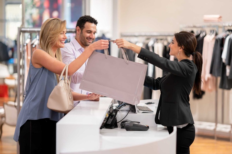 Venda Consignada: vantagens e desvantagens para uma loja de roupas